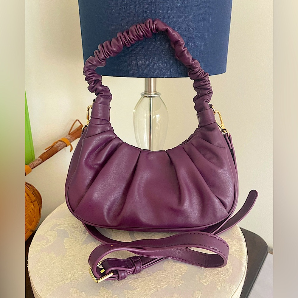 EUC URBAN EXPRESSIONS RUCHED "BAGUETTE" PURPLE SHOULDER BAG